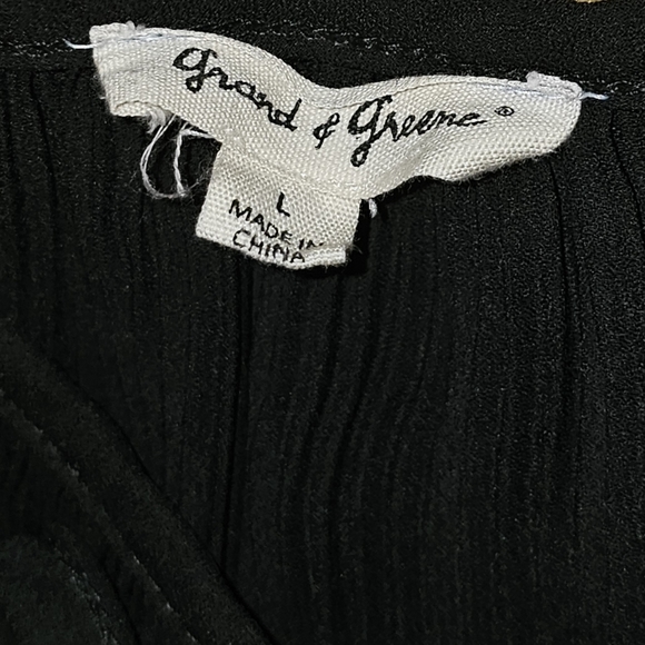 Bundle 3 for $25 / Grand & Greene top - Picture 3 of 3